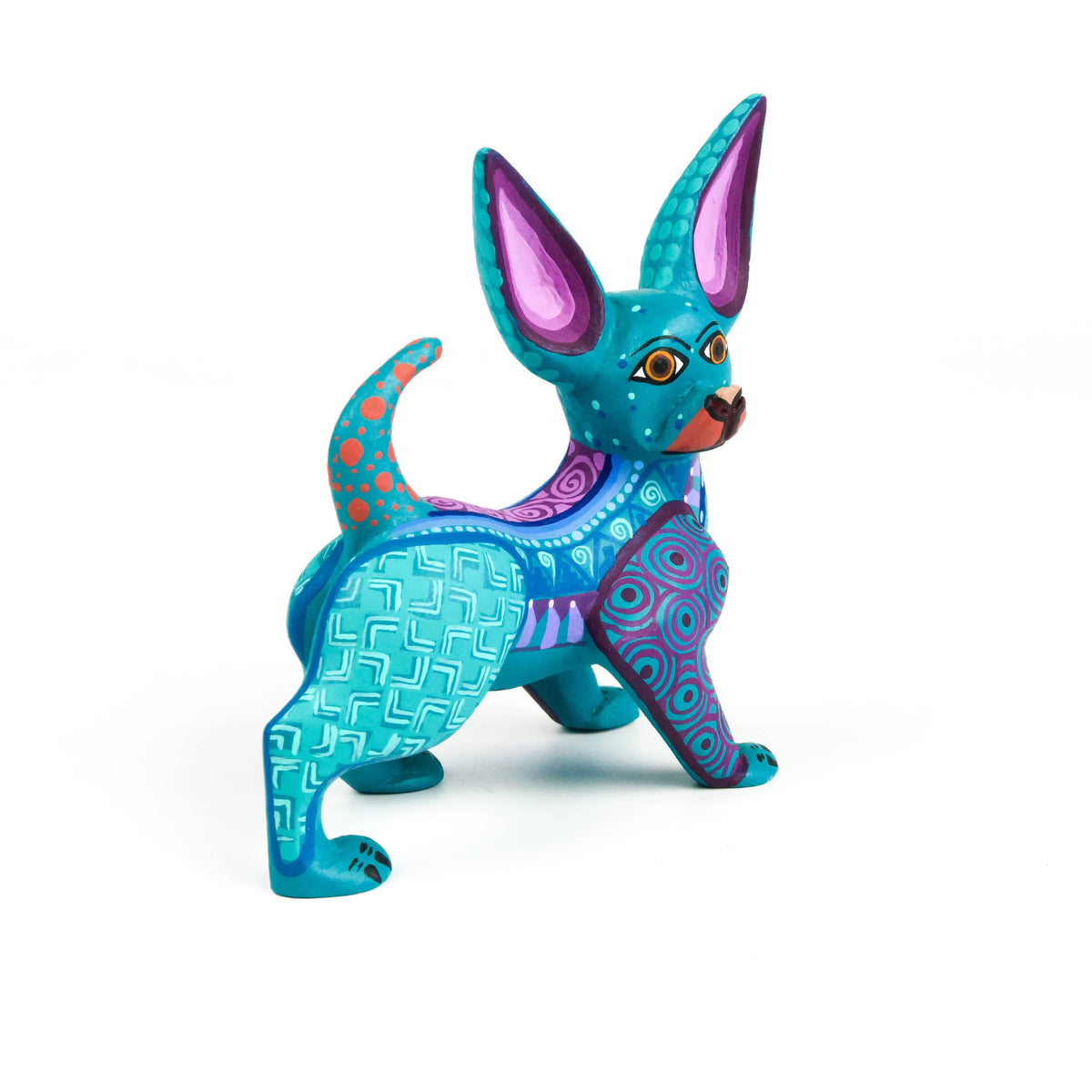 Chihuahua Dog - Oaxacan Alebrije Wood Carving – VivaMexico.com