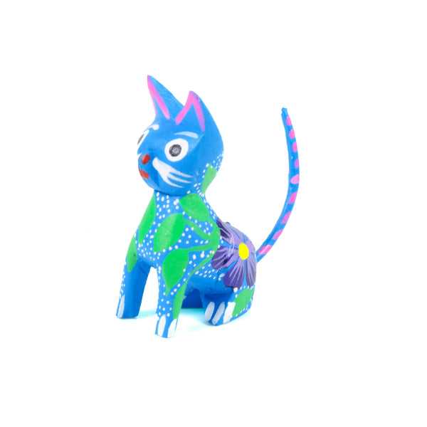 Mini Cat - Oaxacan Alebrije Wood Carving