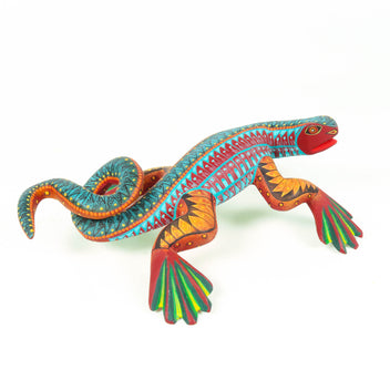Iguana Oaxacan Alebrije Wood Carvings For Sale. Fine Sculptures