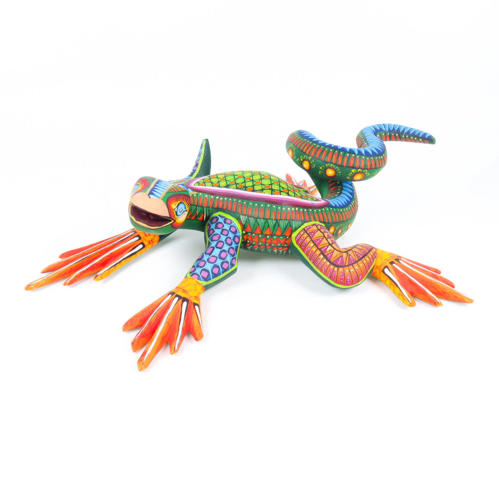 Fantastic Iguana - Oaxacan Alebrije Wood Carving – VivaMexico.com