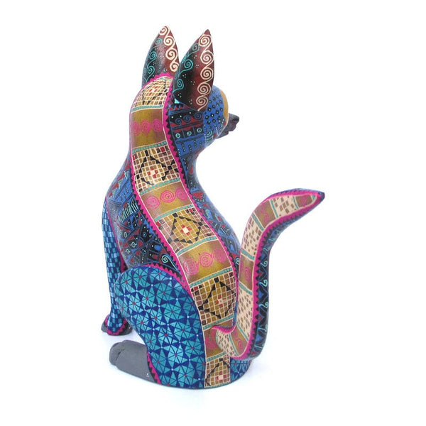 Fine Blue Cat - Oaxacan Alebrije Wood Carving VivaMexico.com