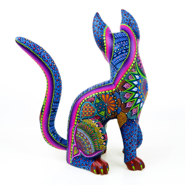 Cat - Oaxacan Alebrije Wood Carving – VivaMexico.com - Mexican Art