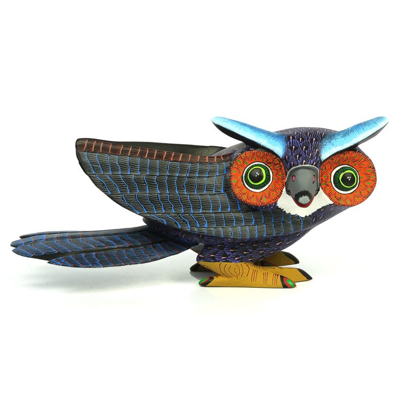 Crouching owl - Oaxacan Alebrije Wood Carving www.VivaMexico.com