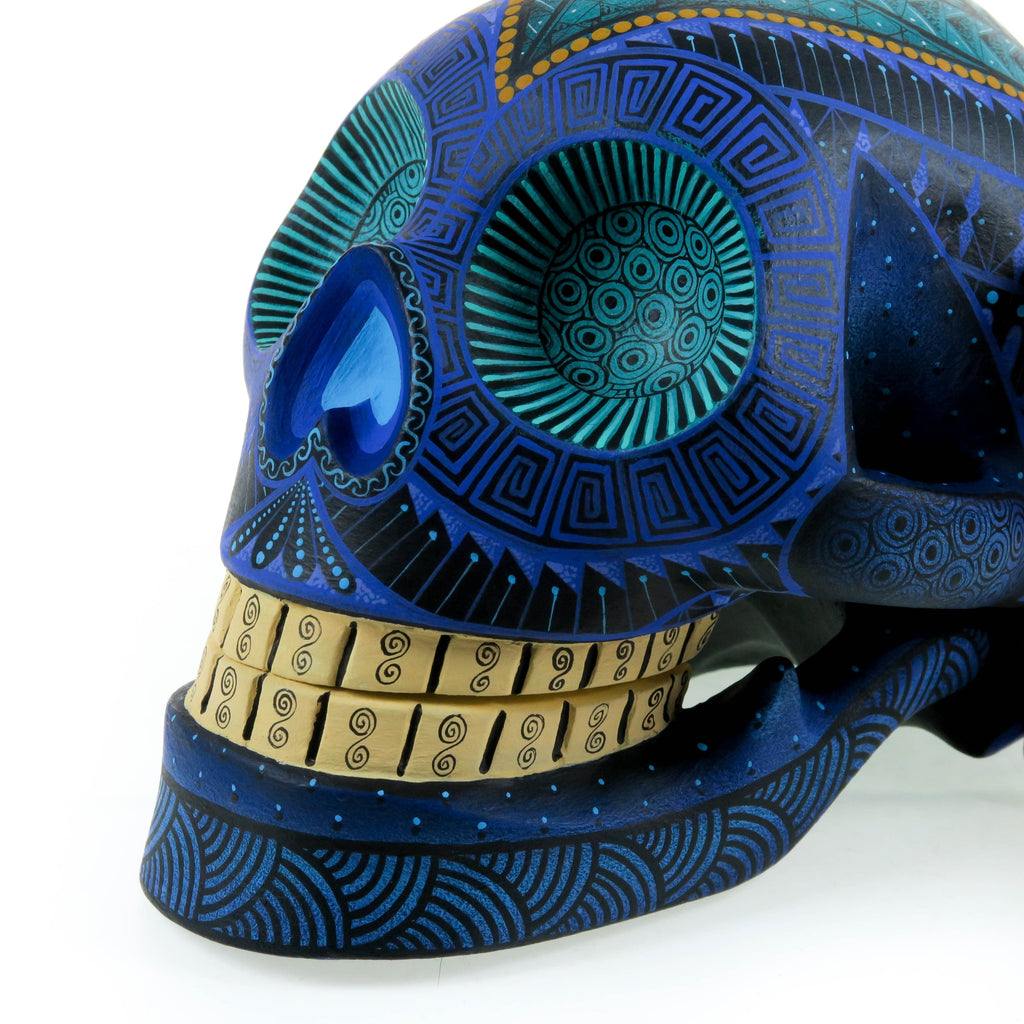 Day of The Dead Skull - Oaxacan Alebrije Wood Carving – VivaMexico.com Day of The Dead Skull - Oaxacan Alebrije Wood Carving – VivaMexico.com