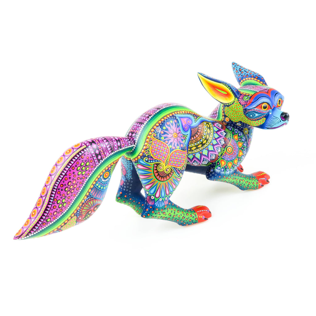 Exceptional Fox - Oaxacan Alebrije Wood Carving – VivaMexico.com