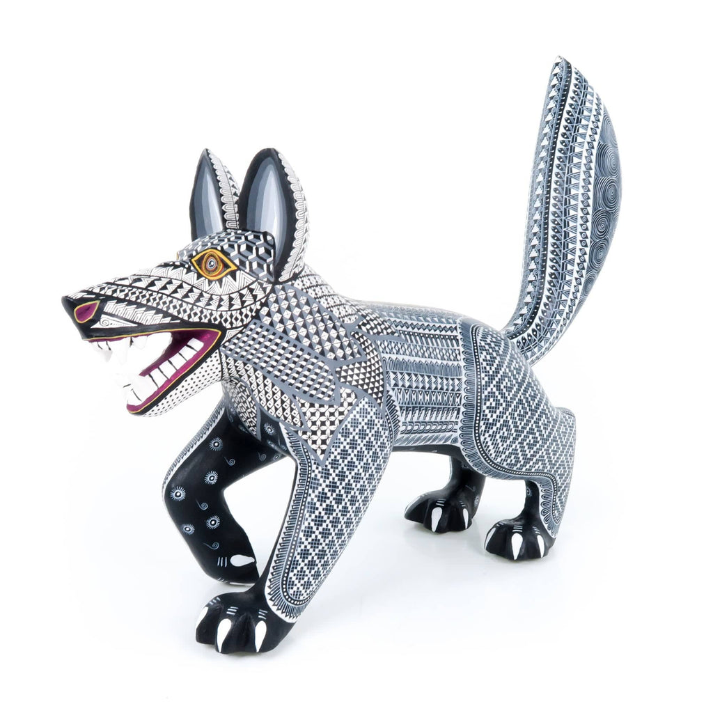 Fierce Wolf - Oaxacan Alebrije Wood Carving – VivaMexico.com