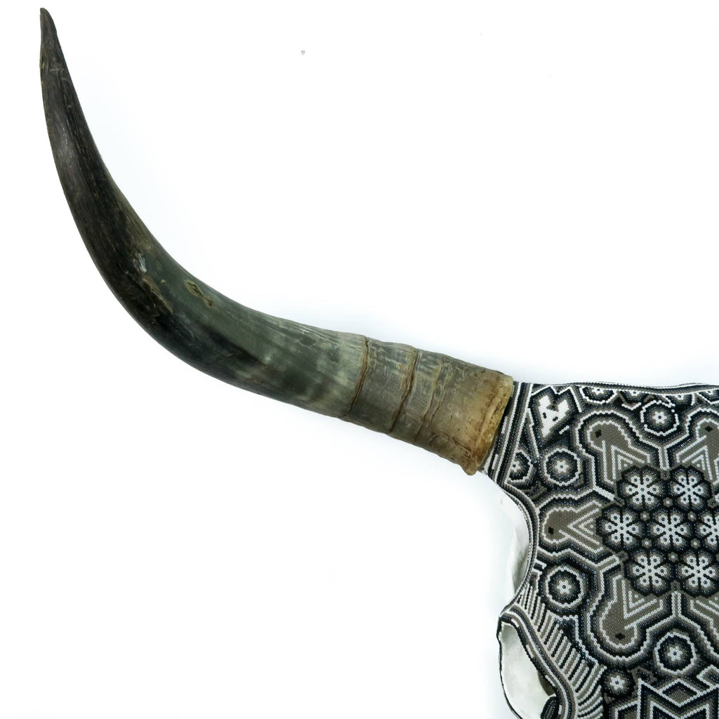 Huichol Beaded Bull Skull Wall Mount Mexican Folk Art (Black