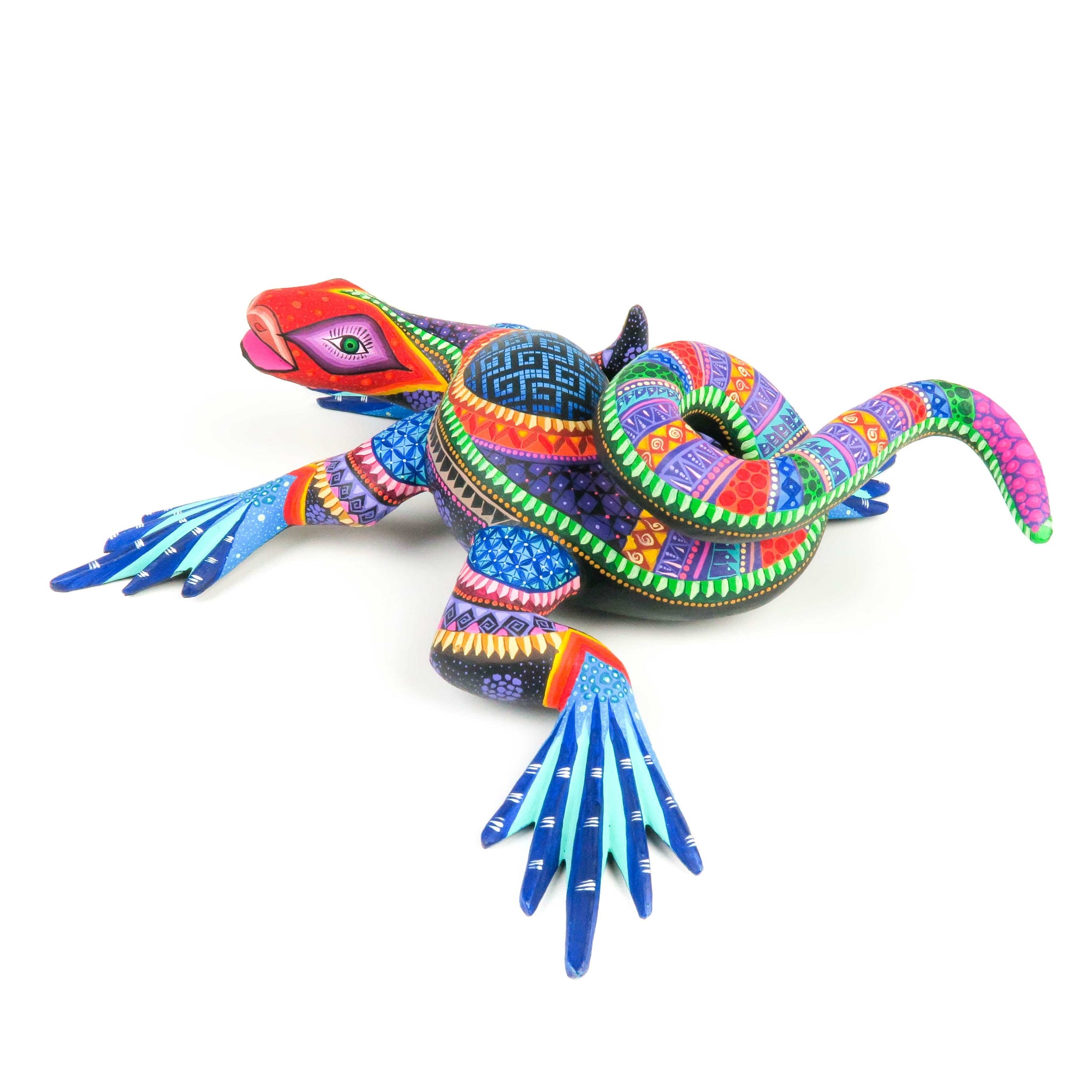 Iguana - Oaxacan Alebrije Wood Carving – VivaMexico.com - Mexican Art