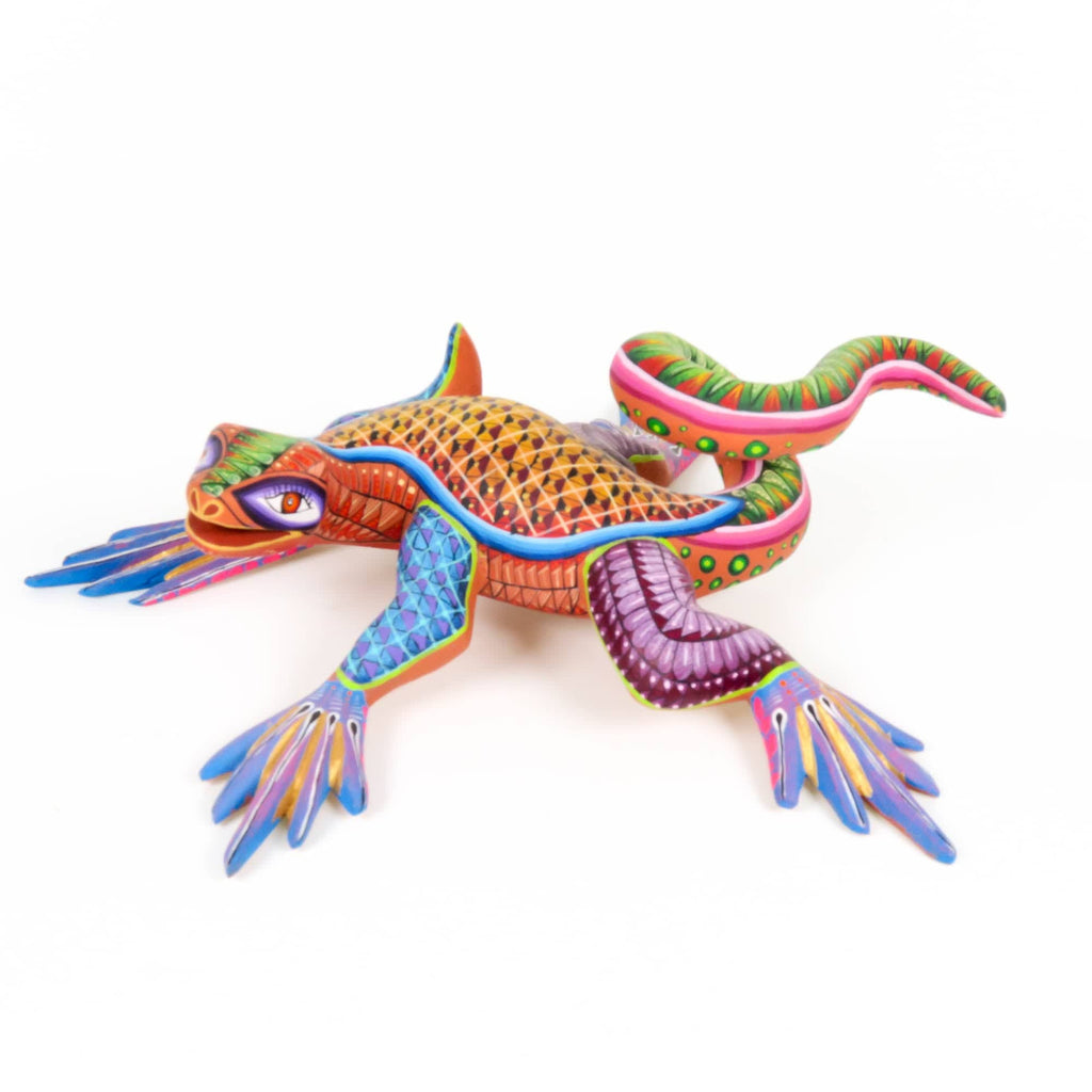 Iguana - Oaxacan Alebrije Wood Carving – VivaMexico.com - Mexican Art