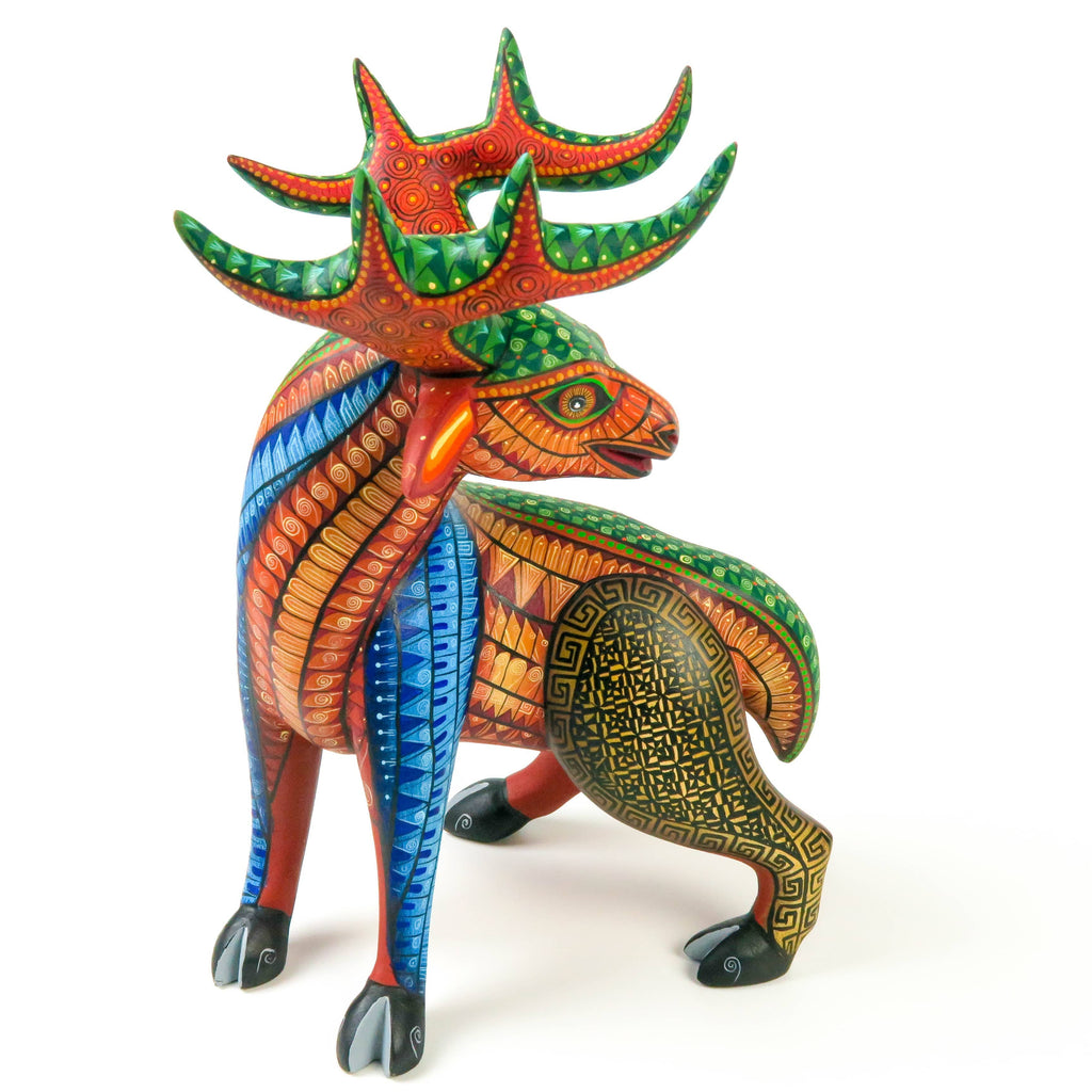 Masterpiece Deer - Oaxacan Alebrije Wood Carving – VivaMexico.com
