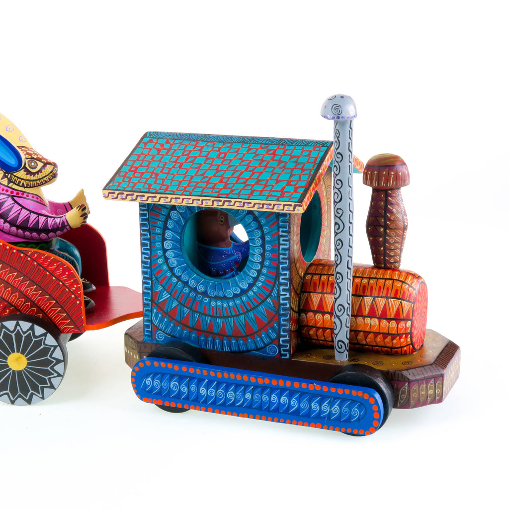 Masterpiece Train - Oaxacan Alebrije Wood Carving – VivaMexico.com