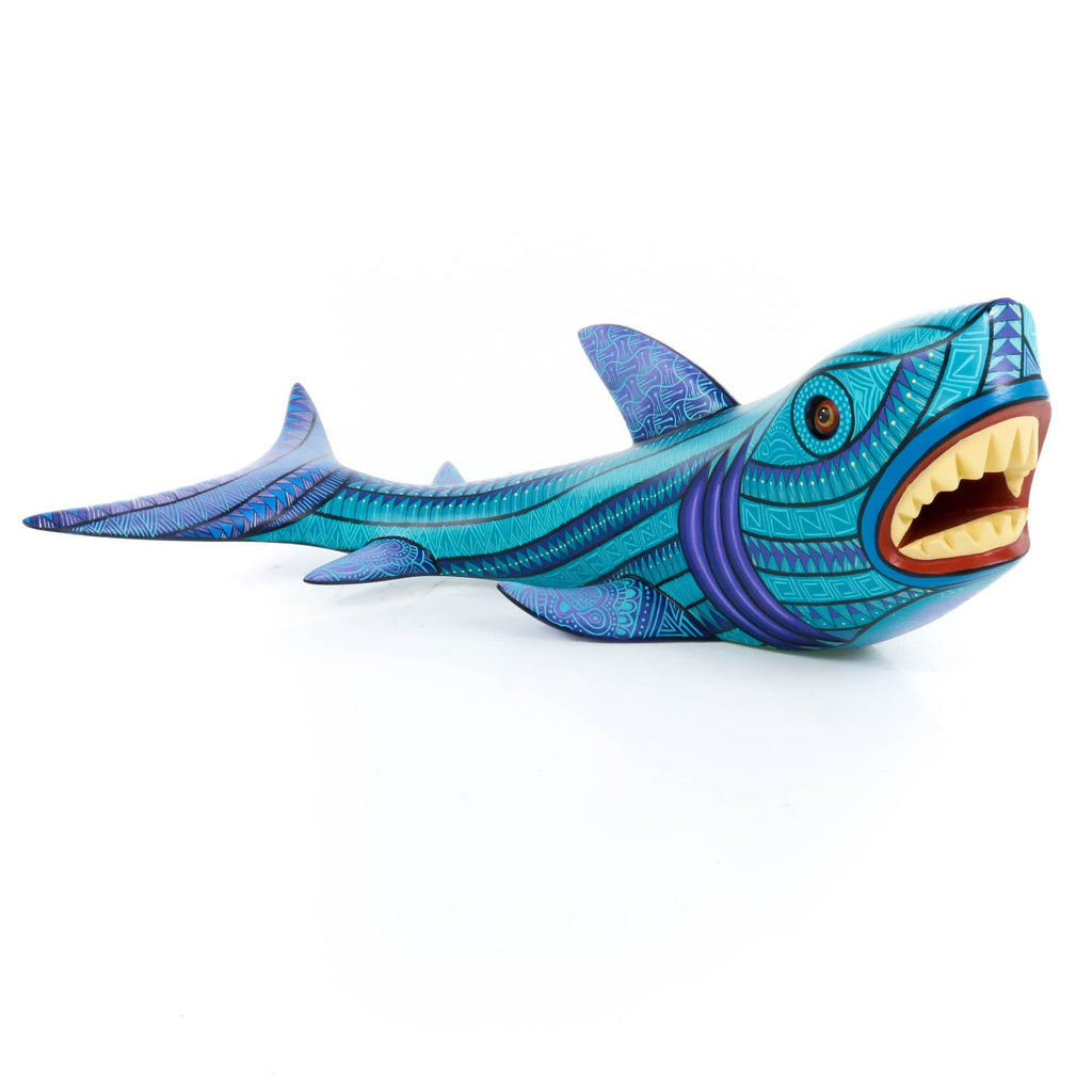 メキシコ伝統工芸 アレブリヘ 青いサメ Taller Casa Cruz Blue Shark - Oaxacan Alebrije Wood Carving – VivaMexico.com