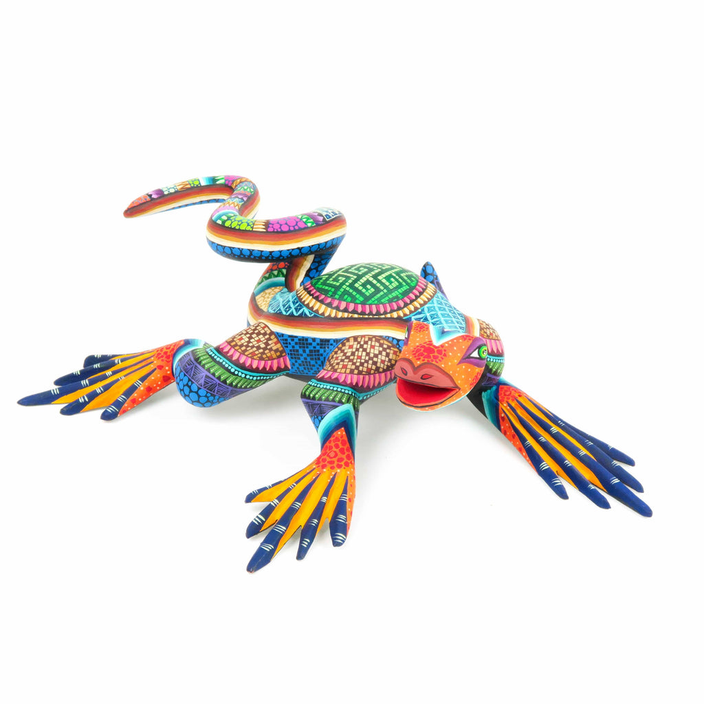 Vibrant Iguana - Oaxacan Alebrije Wood Carving – VivaMexico.com