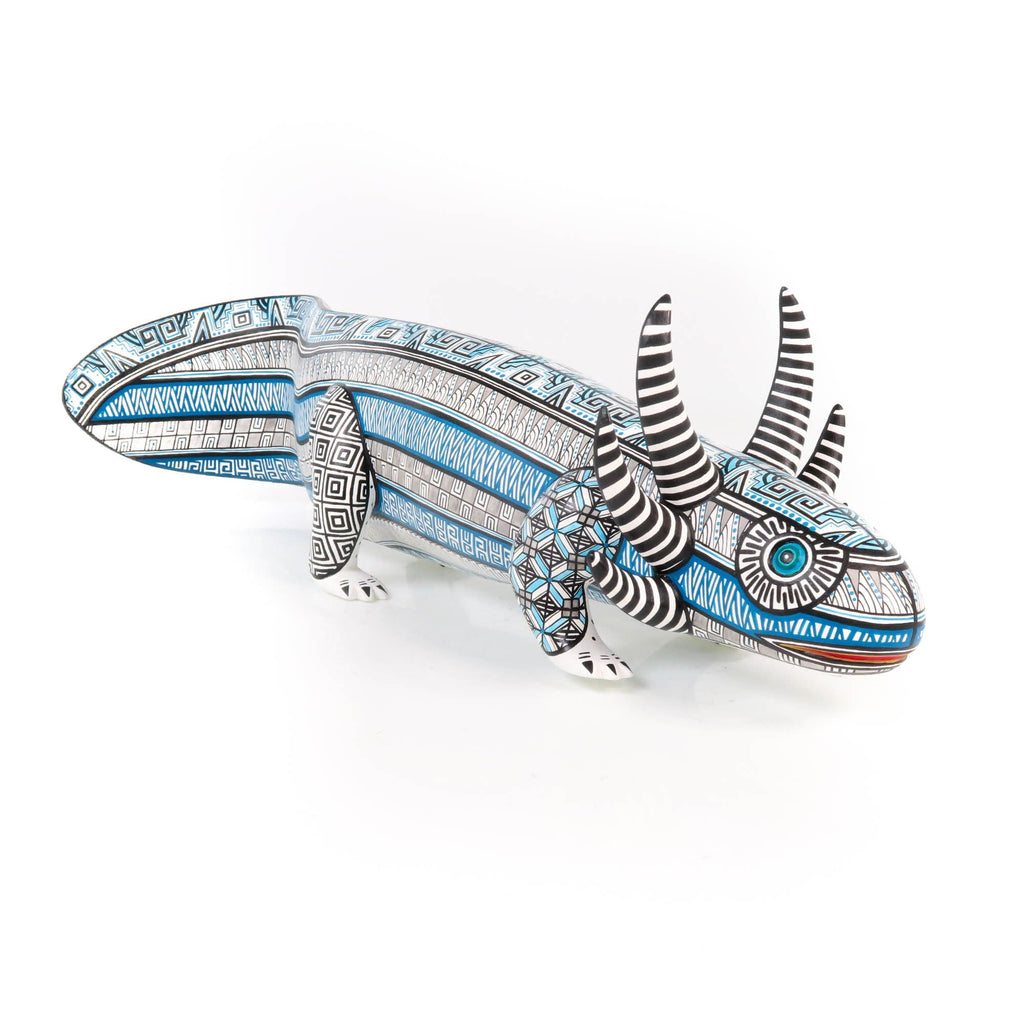 White Axolotl - Oaxacan Alebrije Wood Carving – VivaMexico.com