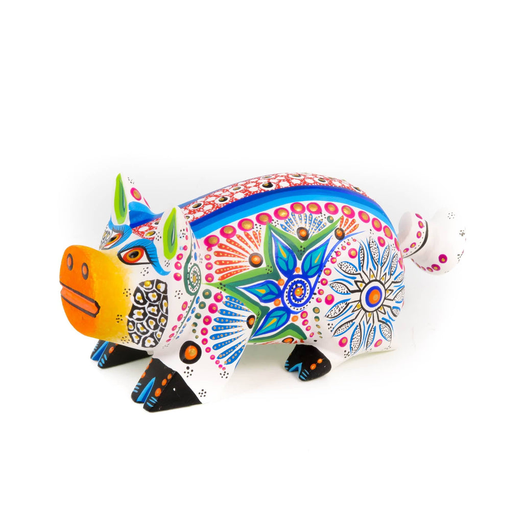 White Pig - Oaxacan Alebrije Wood Carving – VivaMexico.com