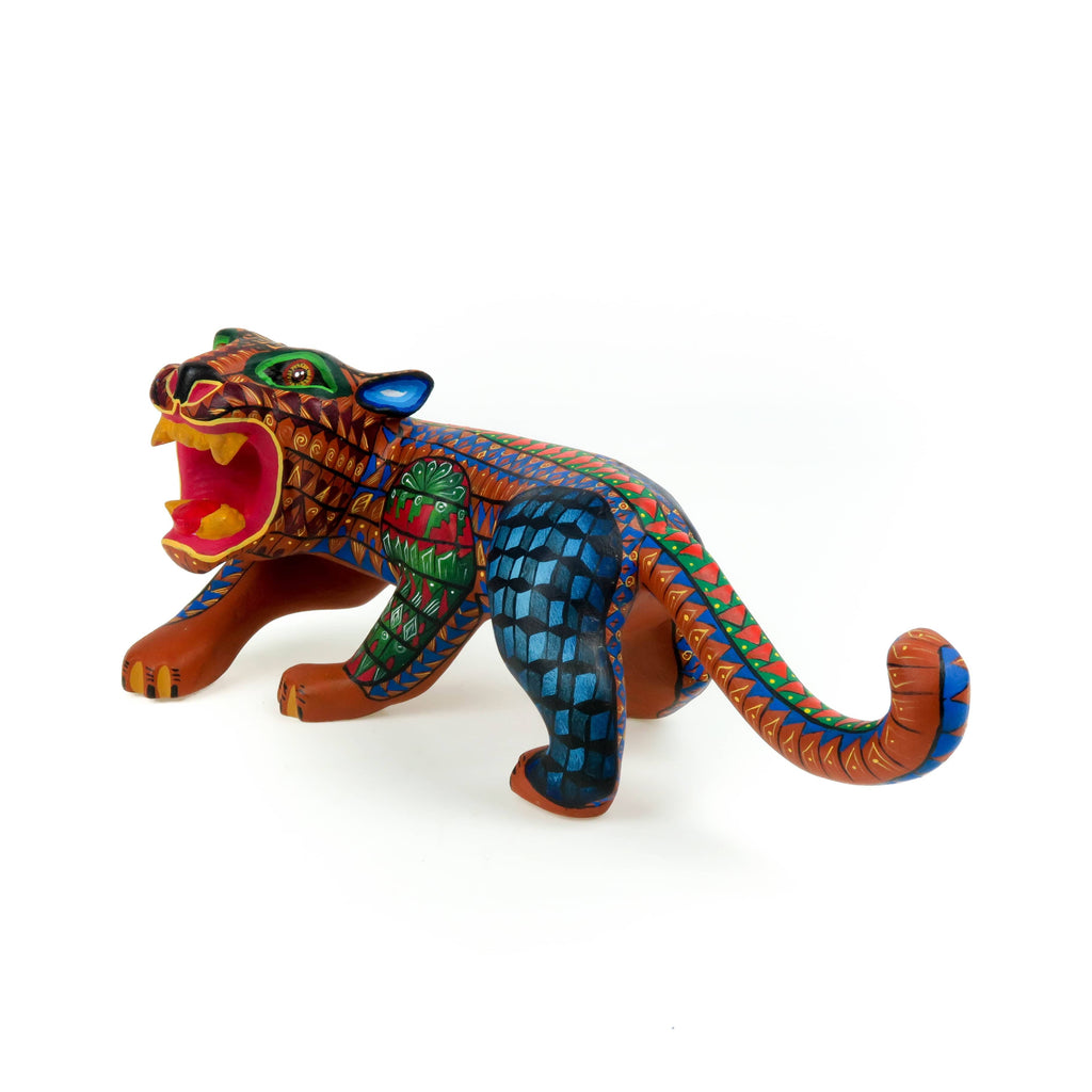 Zapotec Jaguar - Oaxacan Alebrije Wood Carving – VivaMexico.com