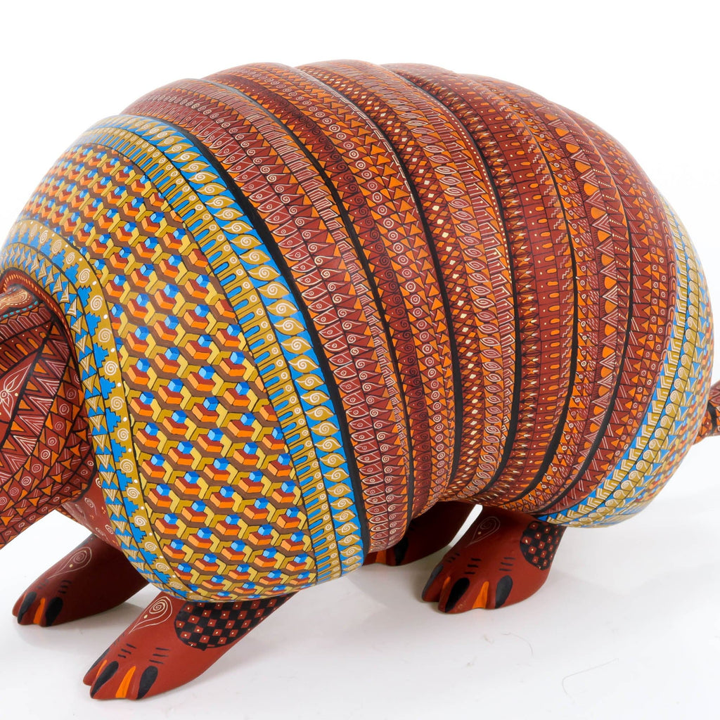 Zapotec Armadillo - Oaxacan Alebrije Wood Carving – VivaMexico.com