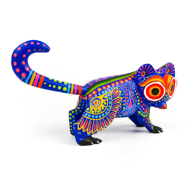 Blue Lemur Oaxacan Alebrije Wood Carving Mexican Folk Art Sculpture - VivaMexico.com