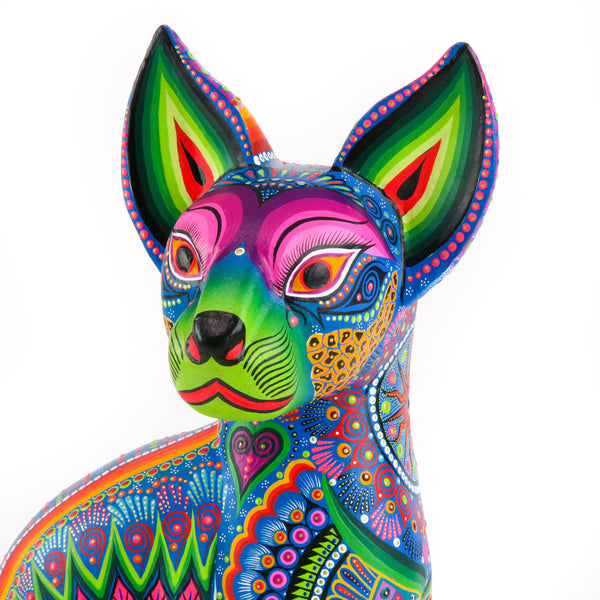 Beautiful Cat - Oaxacan Alebrije Wood Carving