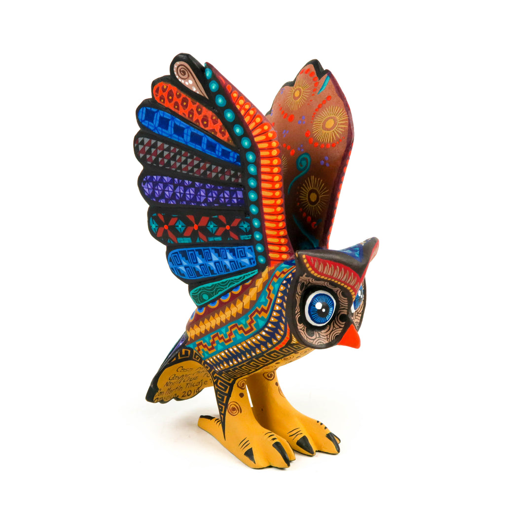 Beautiful Owl - Oaxacan Alebrije Wood Carving Mexican Folk Art Sculpture - VivaMexico.com