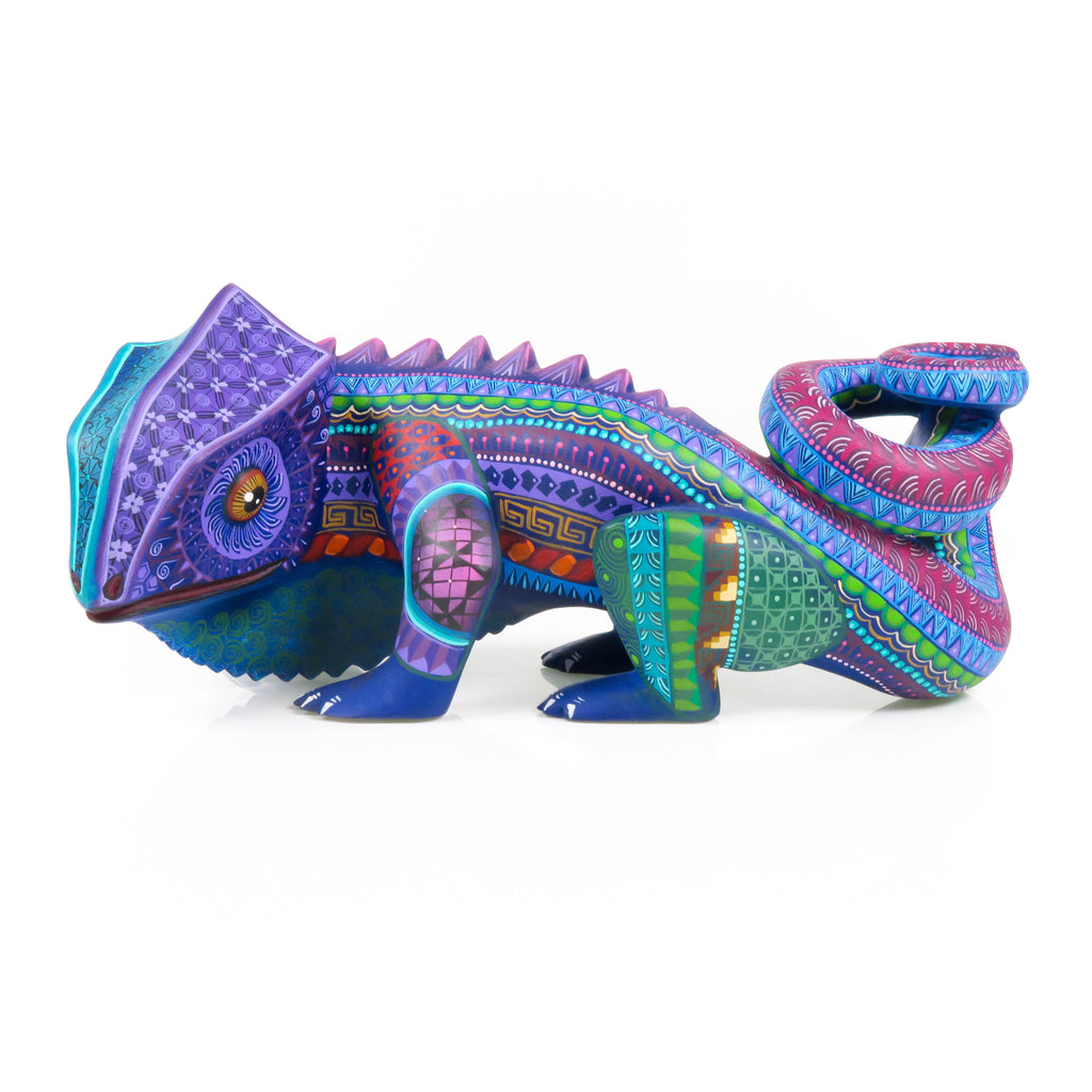 Masterpiece Chameleon - Oaxacan Alebrije Wood Carving
