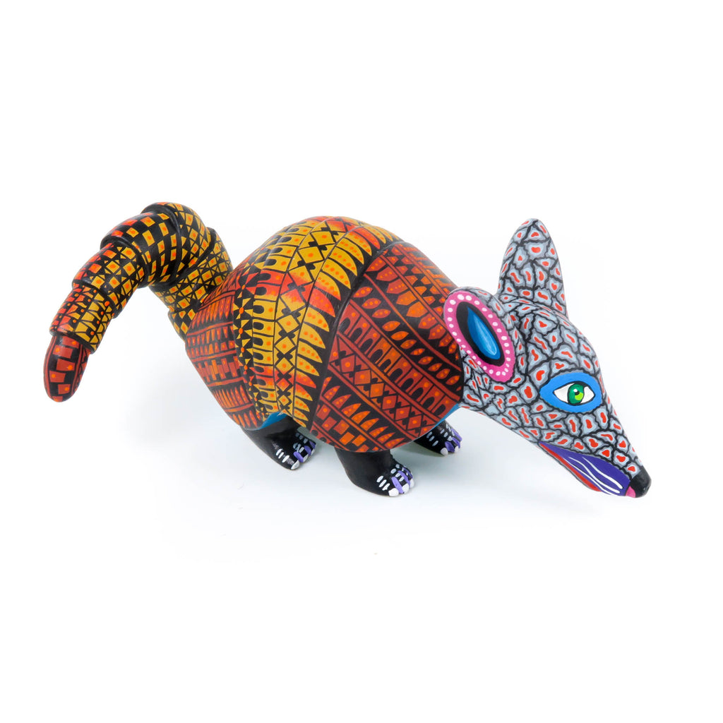 Armadillo - Oaxacan Alebrije Wood Carving – VivaMexico.com