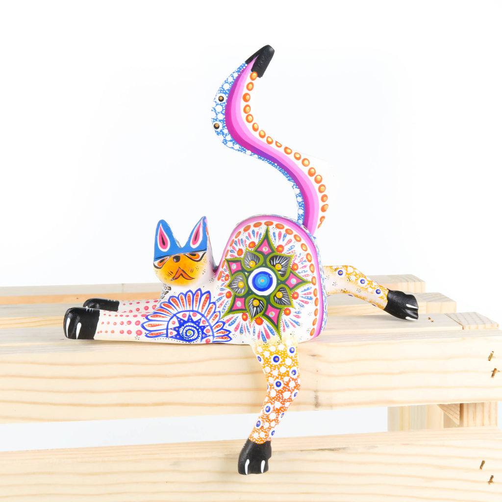 Shelf Sitting Cat (White) - Oaxacan Alebrije Wood Carving