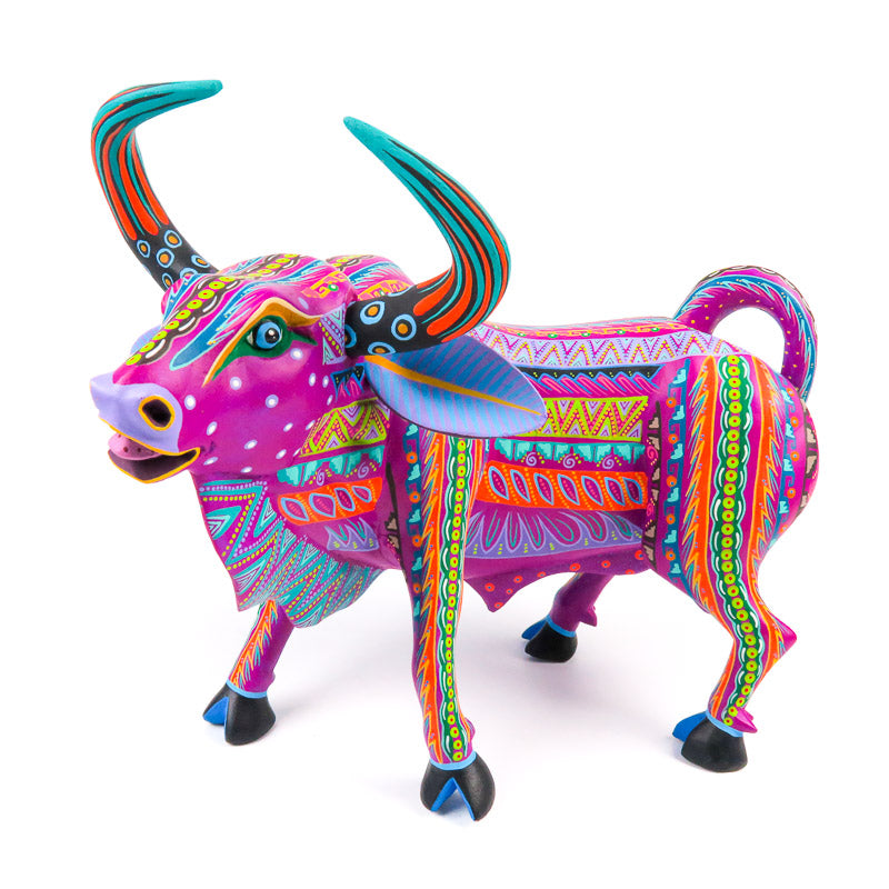 Fantastic Bull - Oaxacan Alebrije Wood Carving - VivaMexico.com