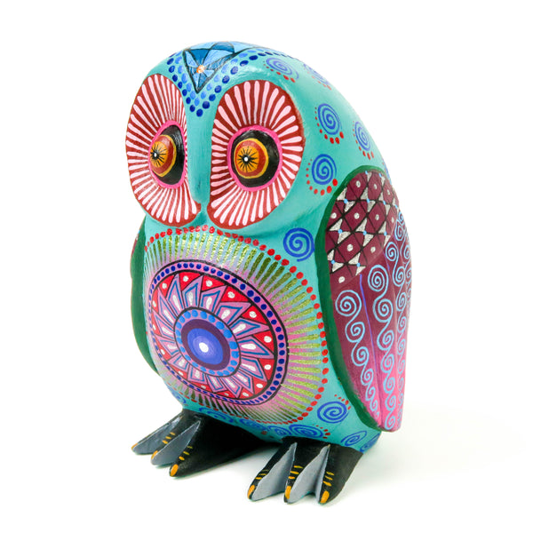 Beautiful Owl - Oaxacan Alebrije Wood Carving - VivaMexico.com