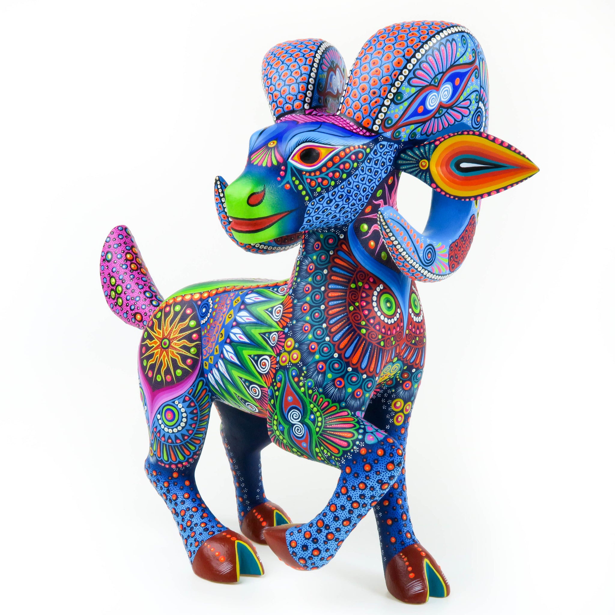 Bighorn Ram - Oaxacan Alebrije Wood Carving – VivaMexico.com - Mexican Art