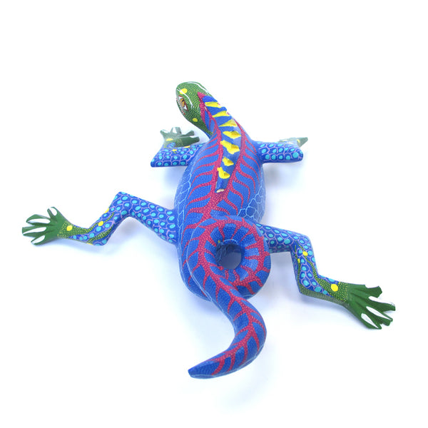 Blue Lizard - Oaxacan Alebrije Wood Carving - VivaMexico.com